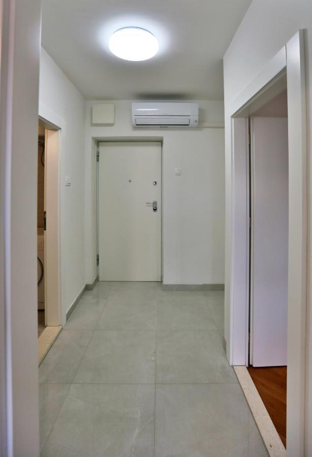 New Studio Apartman Emda U Centru Splita Екстер'єр фото